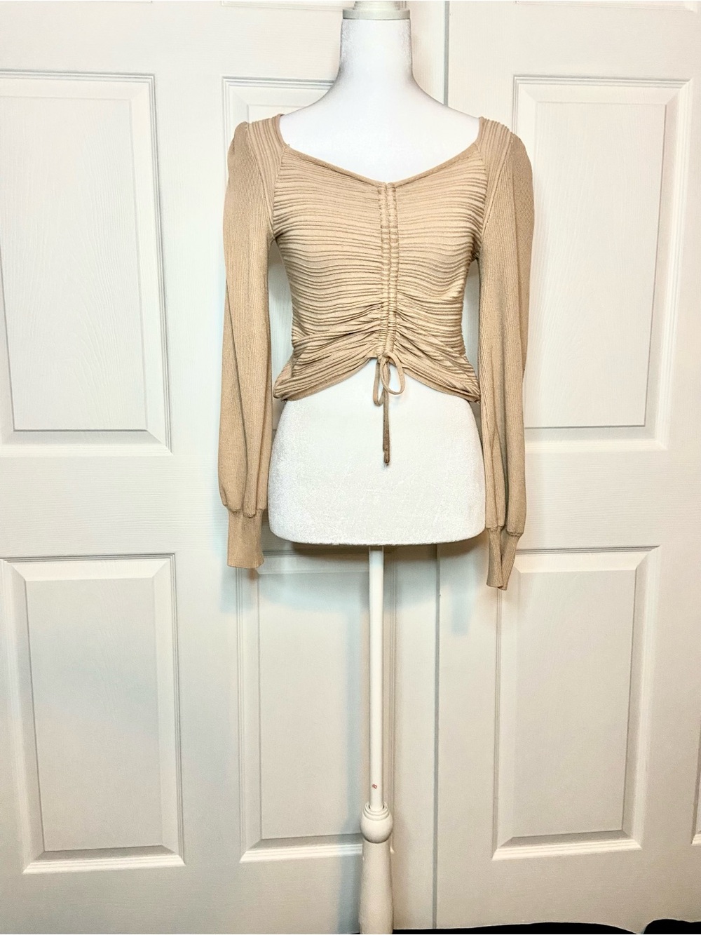 Y2K Style Ruched Long-Sleeve Crop Top